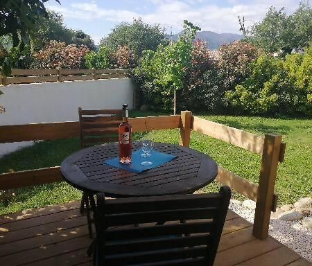 Appartement De Vacances A La Campagne Saint-Jean-Pla-de-Corts Buitenkant foto